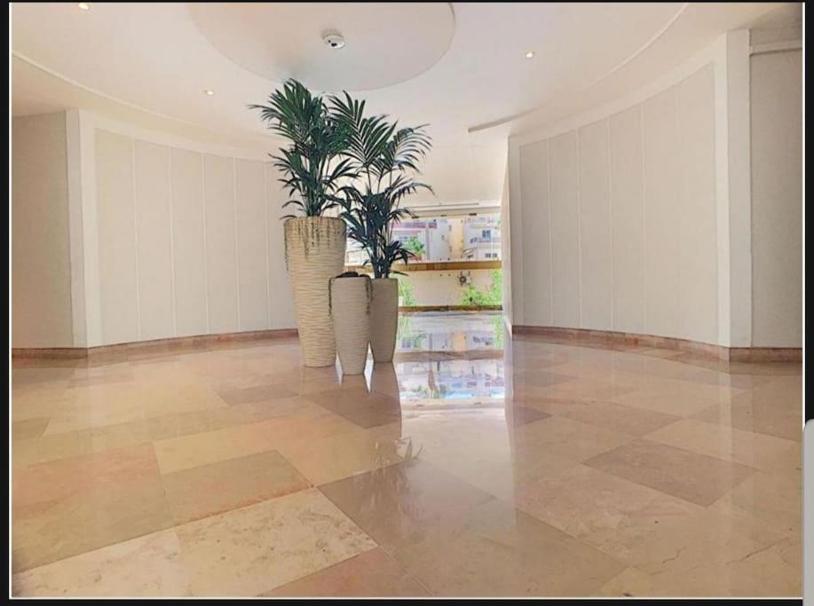 Lumineux, Ensoleillee, Proche Plage ,Coeur De Centre Ville, Chaleureux, Antibes Exterior foto